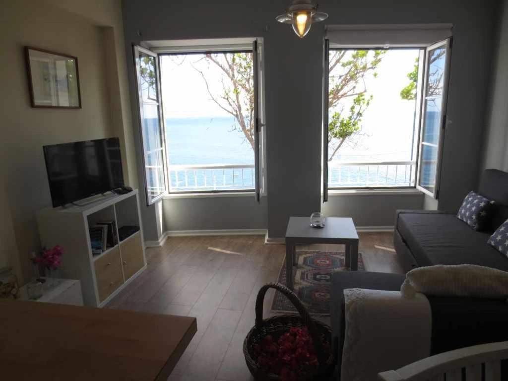 Barreirinha II Near Old Town With Nice Ocean Views 丰沙尔 外观 照片