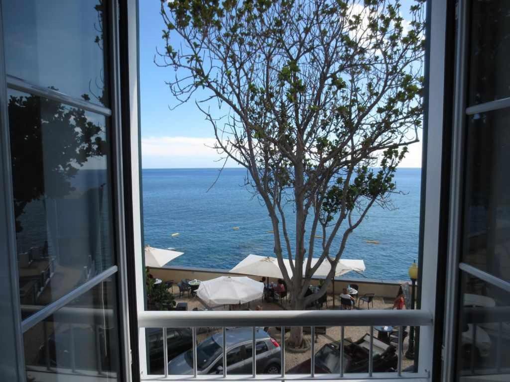 Barreirinha II Near Old Town With Nice Ocean Views 丰沙尔 外观 照片
